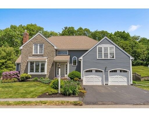 Property Photo: 130 Weyland Circle MA 01845