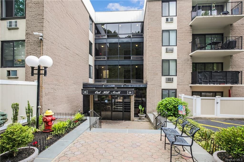 Property Photo: 128 Colonial Parkway 2K NY 10710