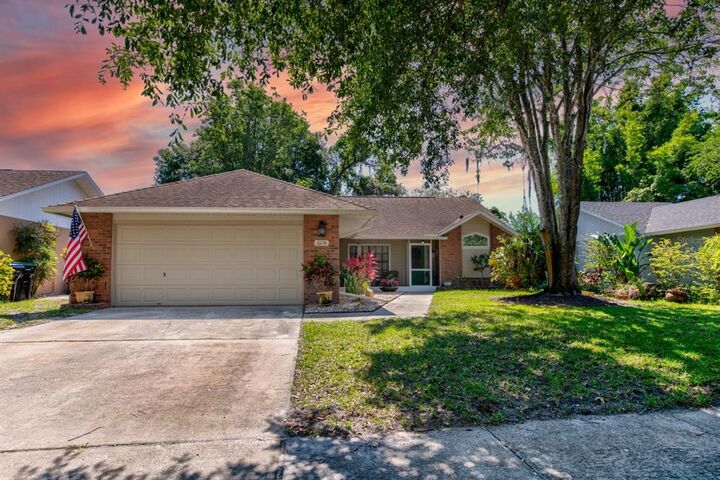 Property Photo:  10136 Cheshunt Drive  FL 32817 