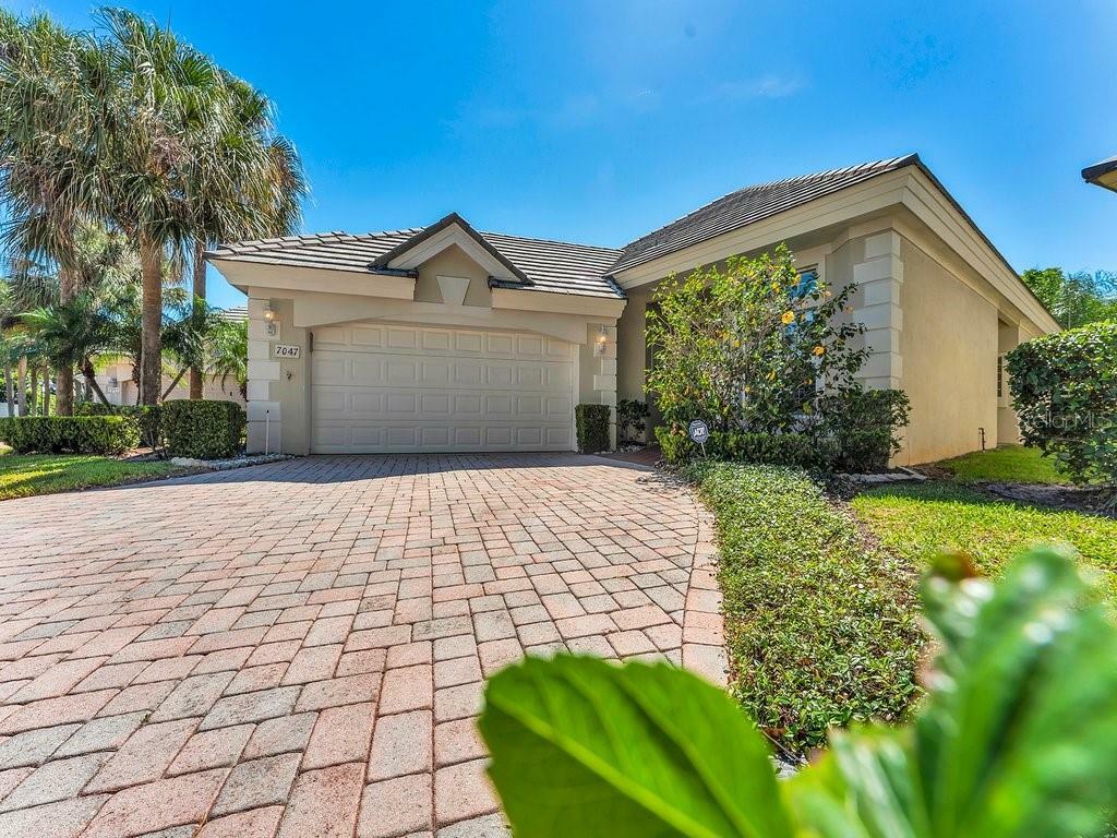 Property Photo: 7047 Somerton Boulevard FL 32819