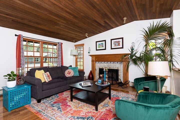 Property Photo: 4417 154th Place SW WA 98087