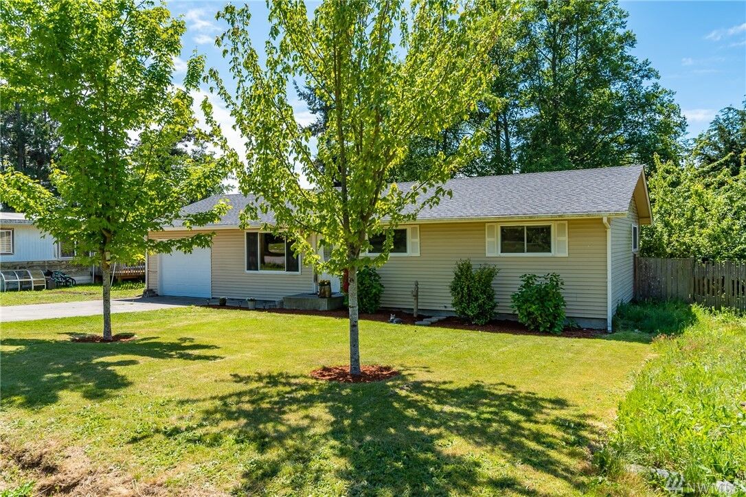 Property Photo:  4353 Childrens Ave  WA 98277 