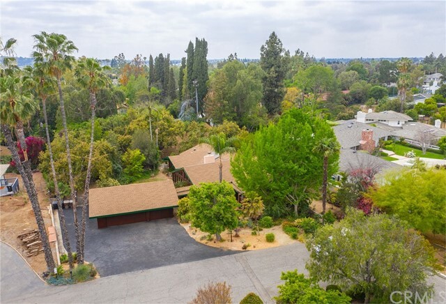 Property Photo:  5652 Edgecliff Drive  CA 92886 