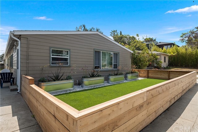 Property Photo: 2309 31st Street CA 90405