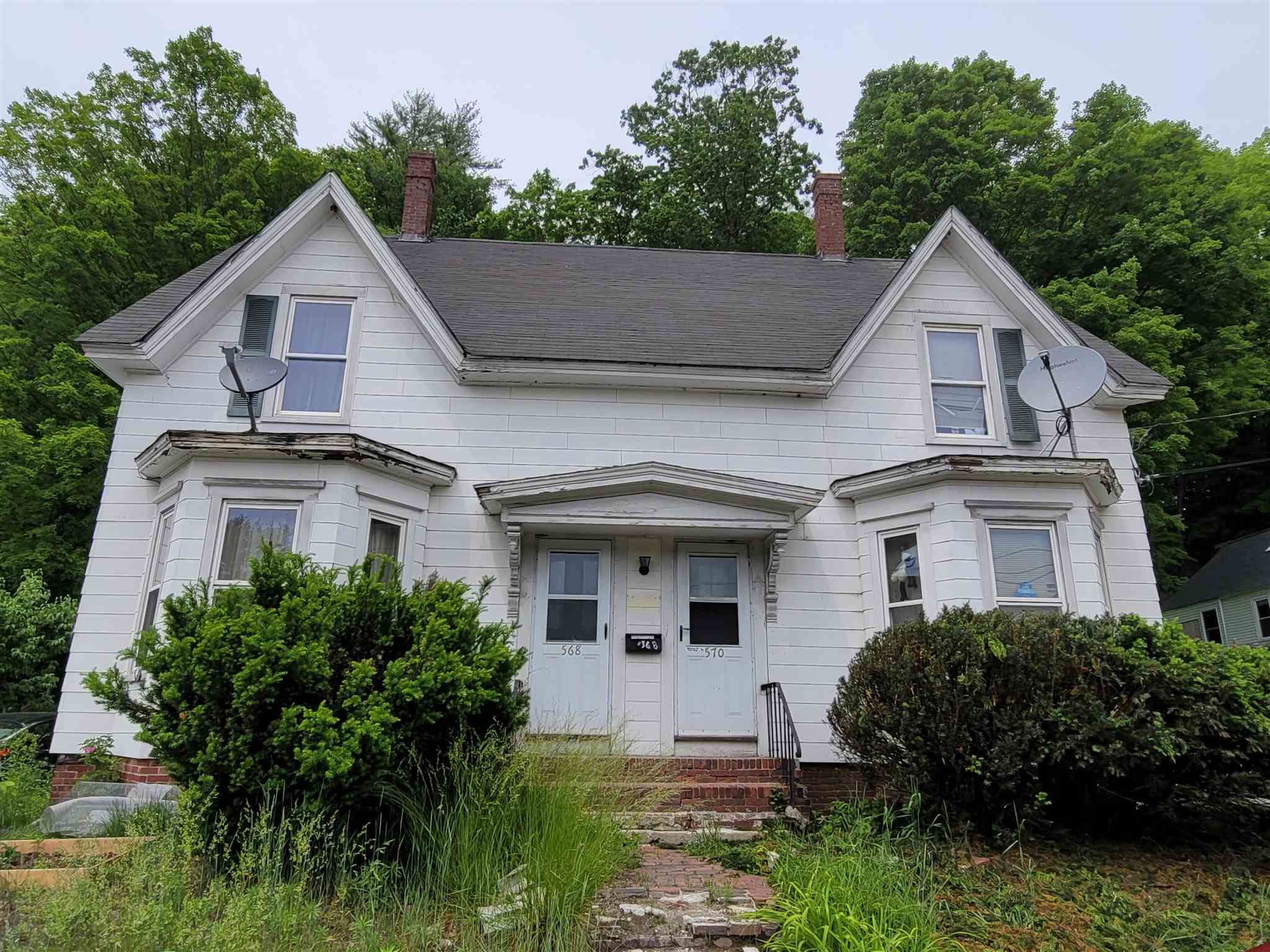 Property Photo:  568-570 Central Street  NH 03235 