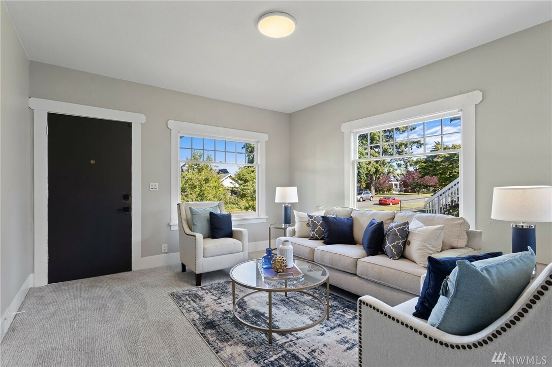 Property Photo: 2022 Virginia Ave WA 98201
