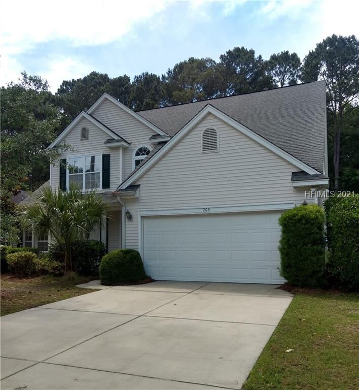 Property Photo:  208 Pinecrest Circle  SC 29910 