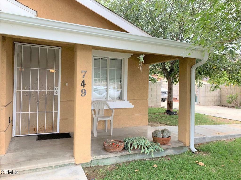 Property Photo:  749 4th Street  CA 93015 