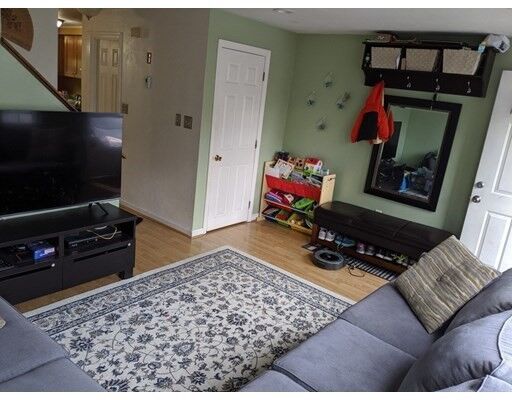 Property Photo:  66 Grant St 66  MA 02451 