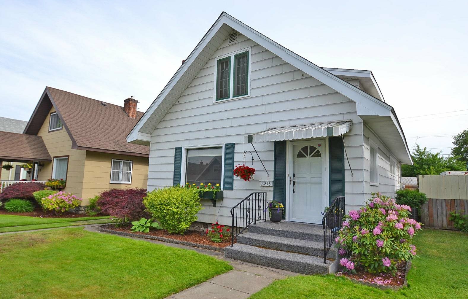 Property Photo:  2215 W Sinto Ave  WA 99201 