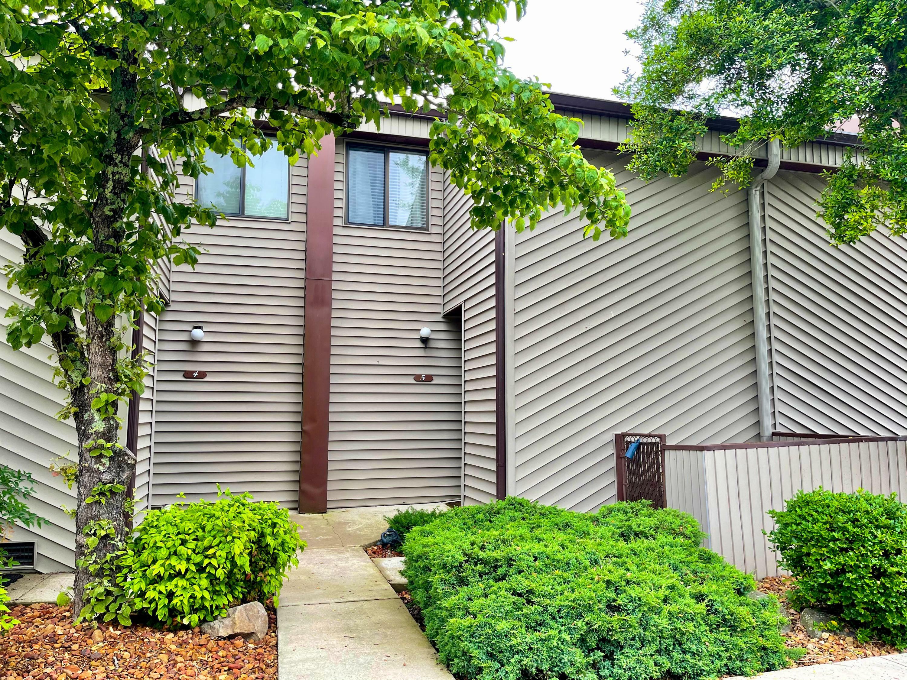 Property Photo:  29 Lakeshore Terr 29 Terrace # 5  TN 38558 