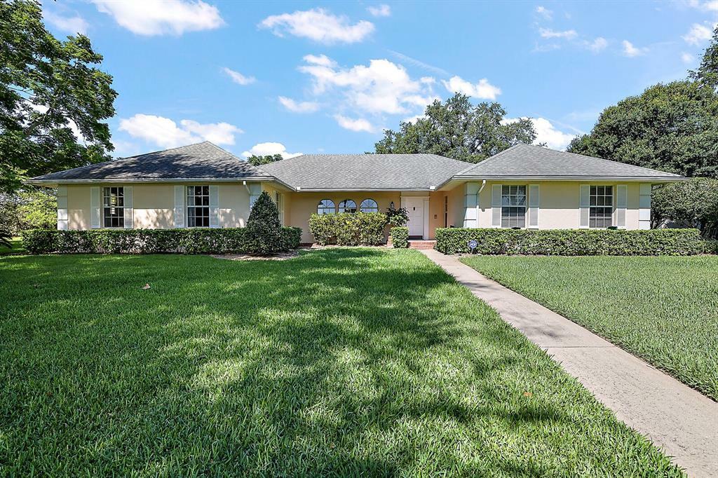 Property Photo:  1850 Lake Terrace Drive  FL 32726 