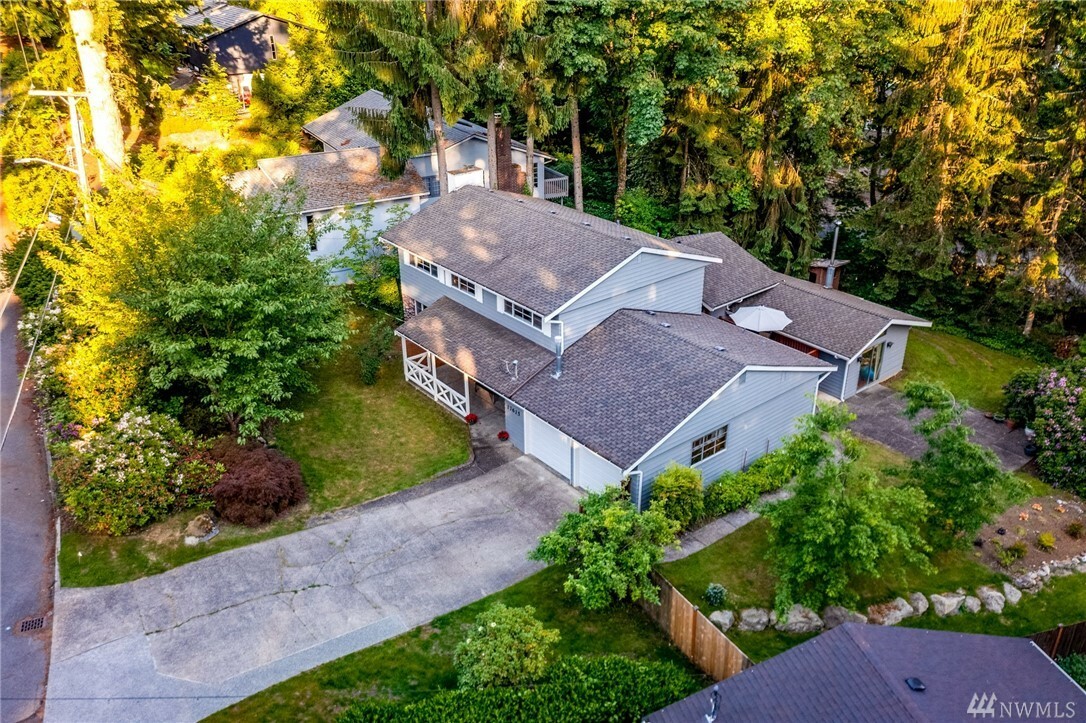 Property Photo: 17615 NE 8th Place WA 98008