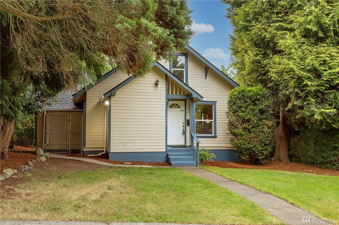 Property Photo: 3008 S 14th St WA 98405