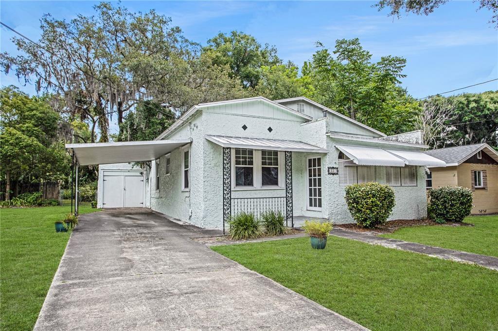 Property Photo: 331 N Kentucky Avenue FL 32724