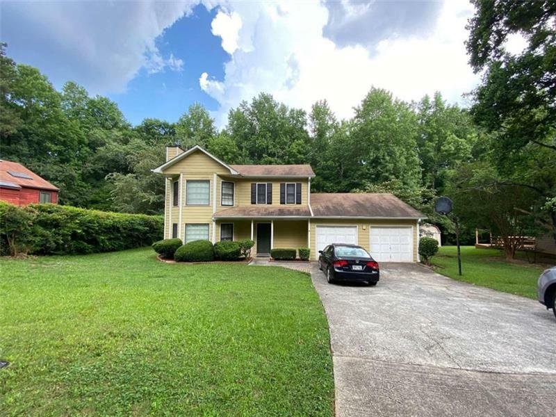 890 Post Road Circle  Stone Mountain GA 30088 photo