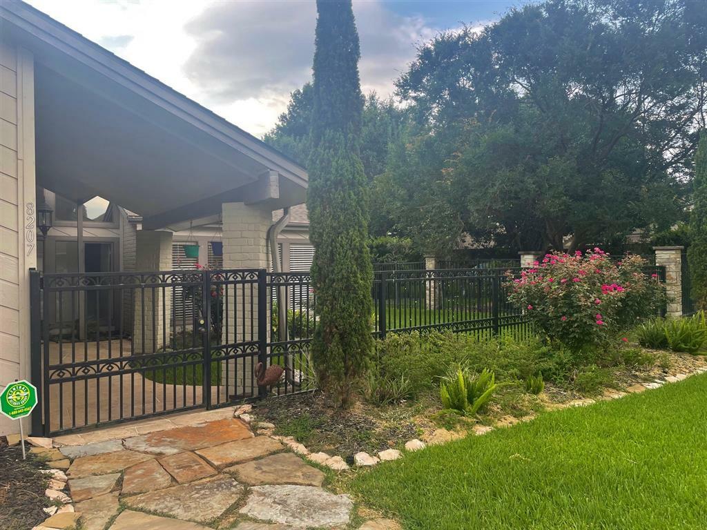 Property Photo:  8207 Amber Cove Drive  TX 77346 