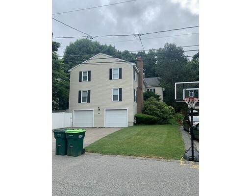 Property Photo:  22 Dale St 22  MA 02494 