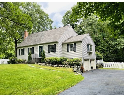 Property Photo:  41 Evergreen Way  MA 02052 