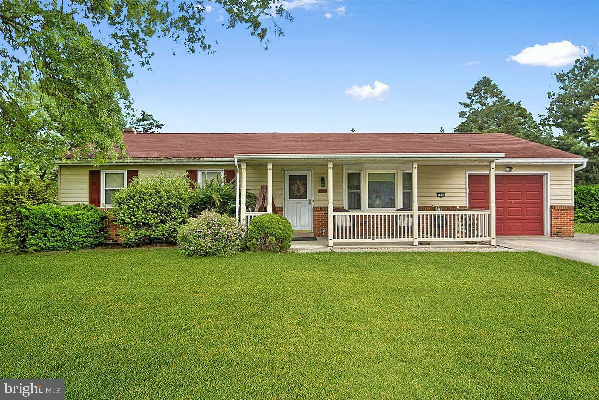 Property Photo: 1400 Yorktowne Road PA 17050