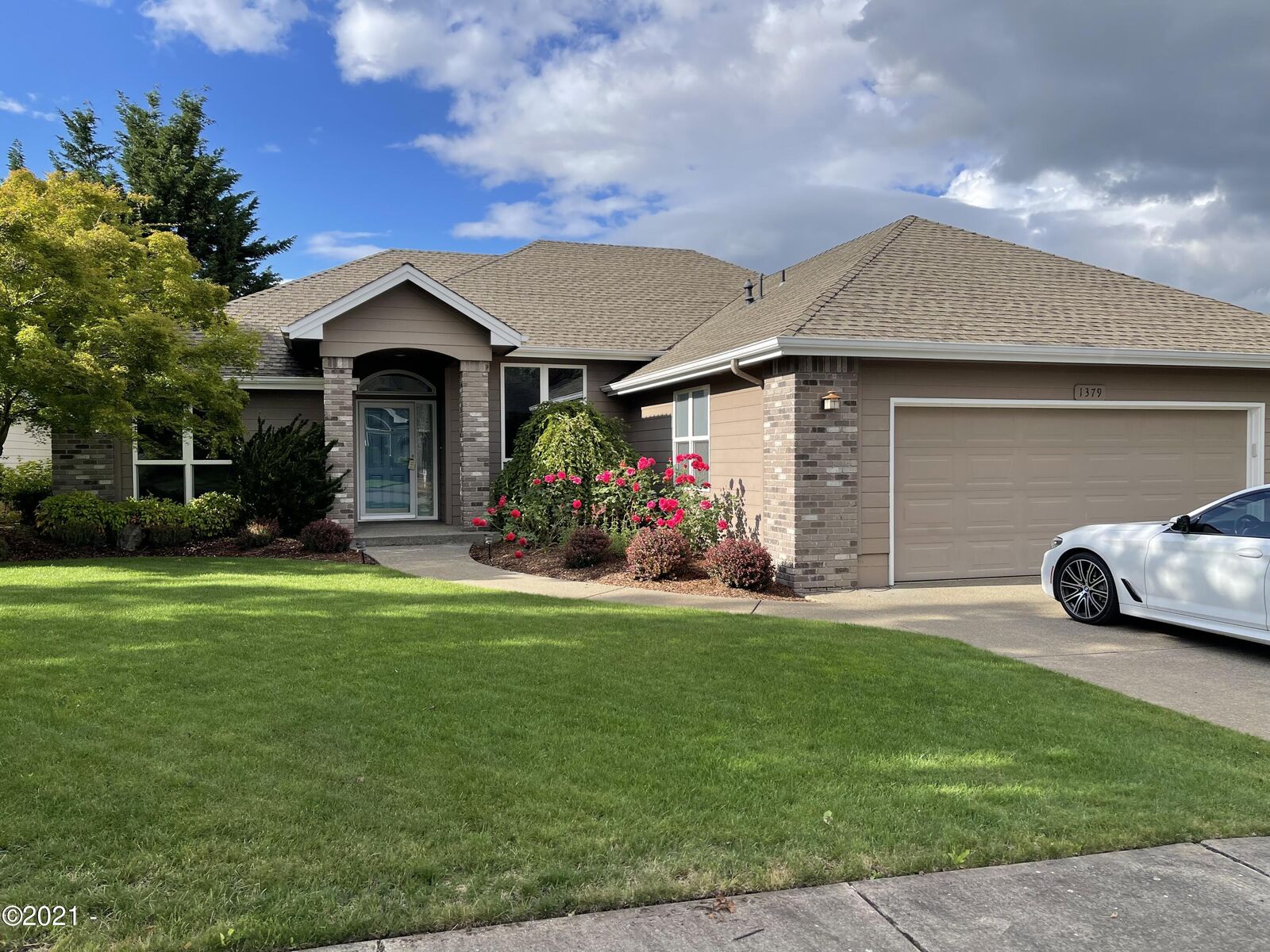 Property Photo:  1379 Lazy Creek Road  OR 97303 