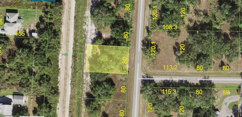 Property Photo: 199 Sunflower Street FL 33982