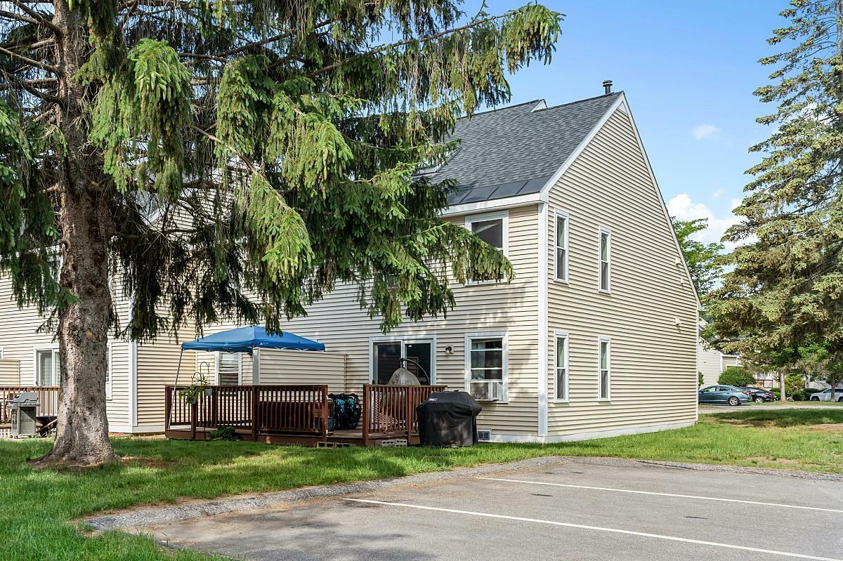 Property Photo:  13 Vinton Drive  NH 03303 