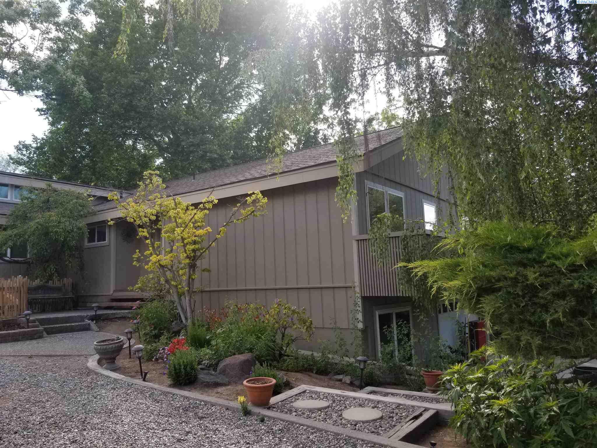 Property Photo:  7029 W 8th Ave.  WA 99336 