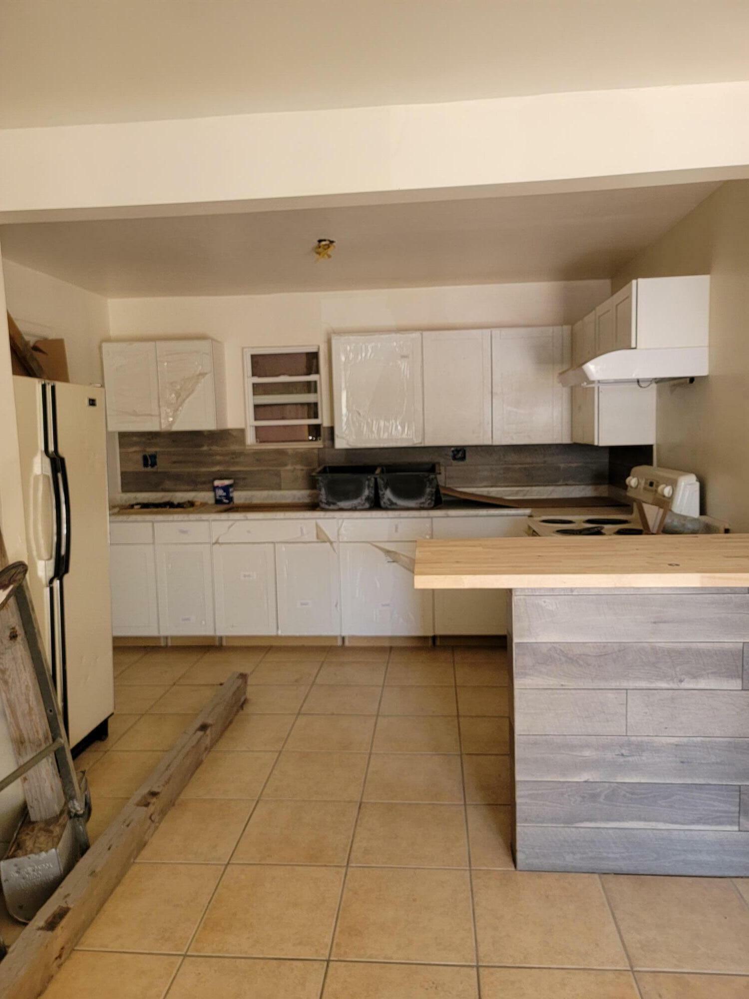 Property Photo:  7405 N 62nd Avenue  AZ 85301 