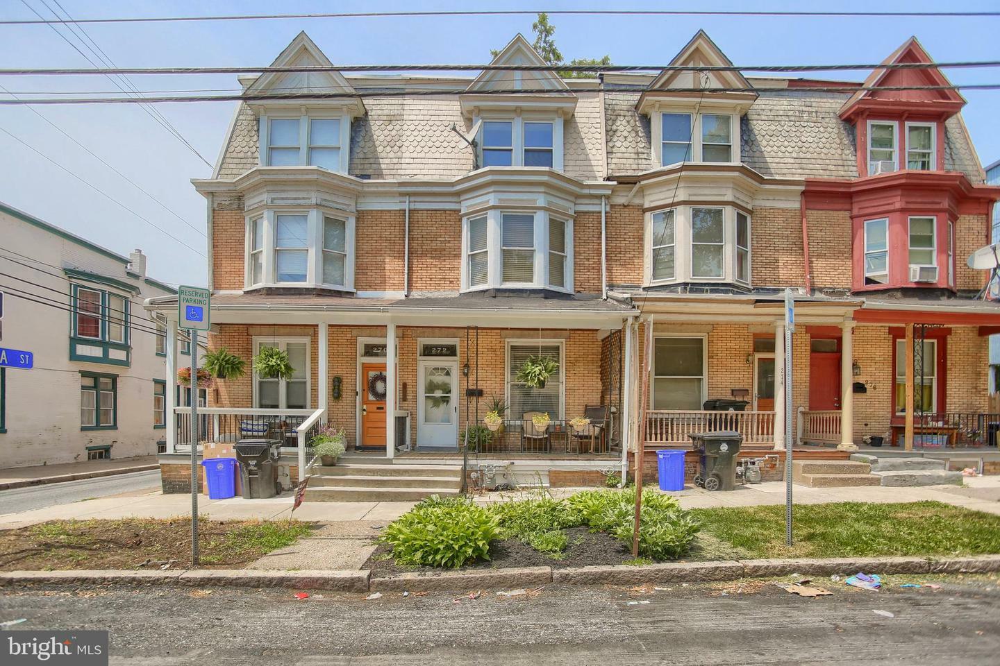 Property Photo:  272 Peffer Street  PA 17102 