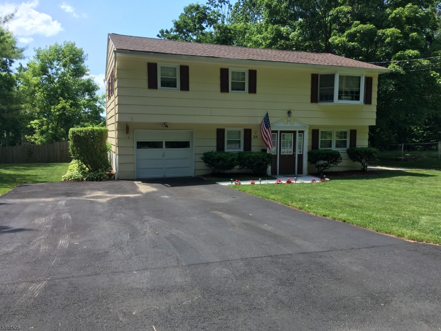 Property Photo: 34 Roosevelt Dr NJ 07439