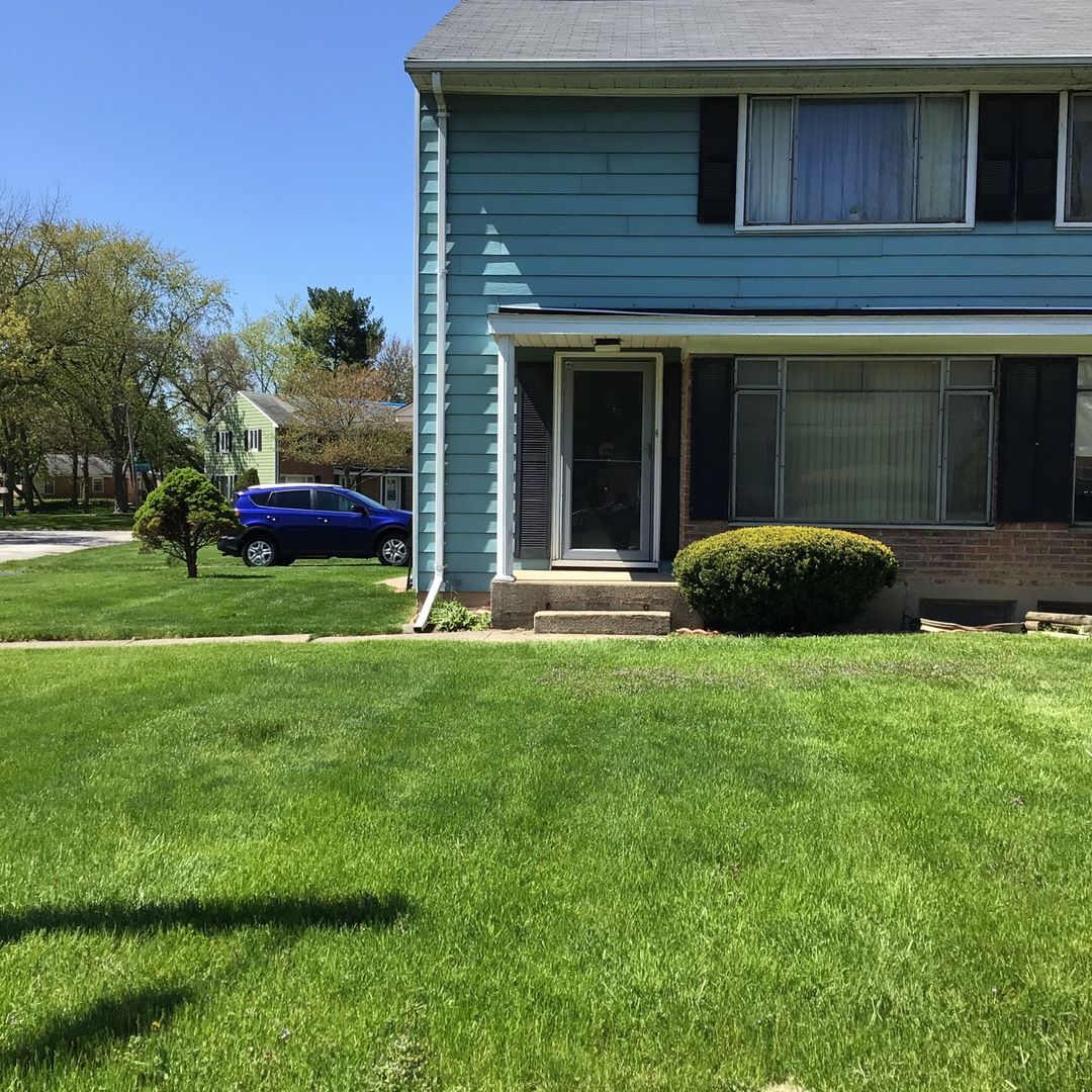 Property Photo:  28 McGarity Road  IL 60466 