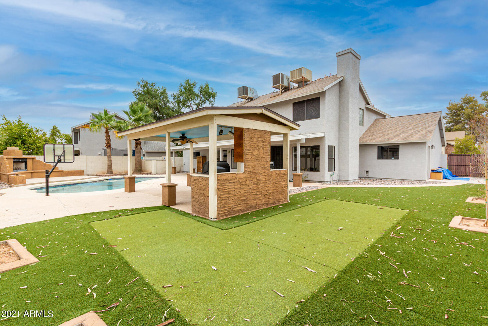 Property Photo: 1202 N Leoma Court AZ 85225