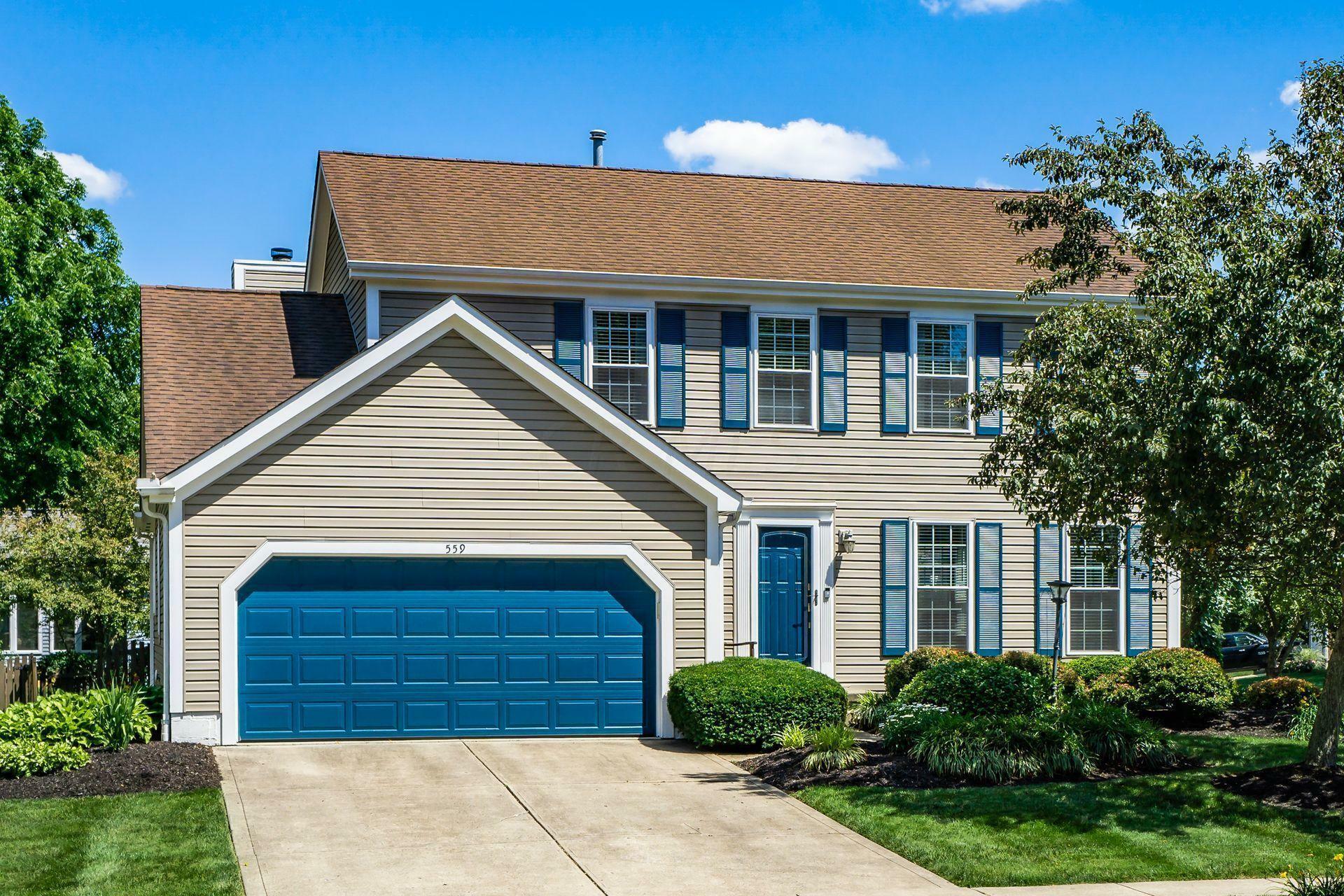 Property Photo: 559 Woodmark Run OH 43230