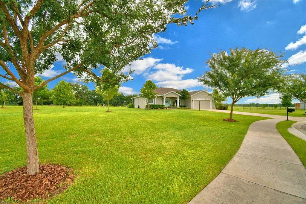 Property Photo:  3430 Knoxville Place  FL 33566 