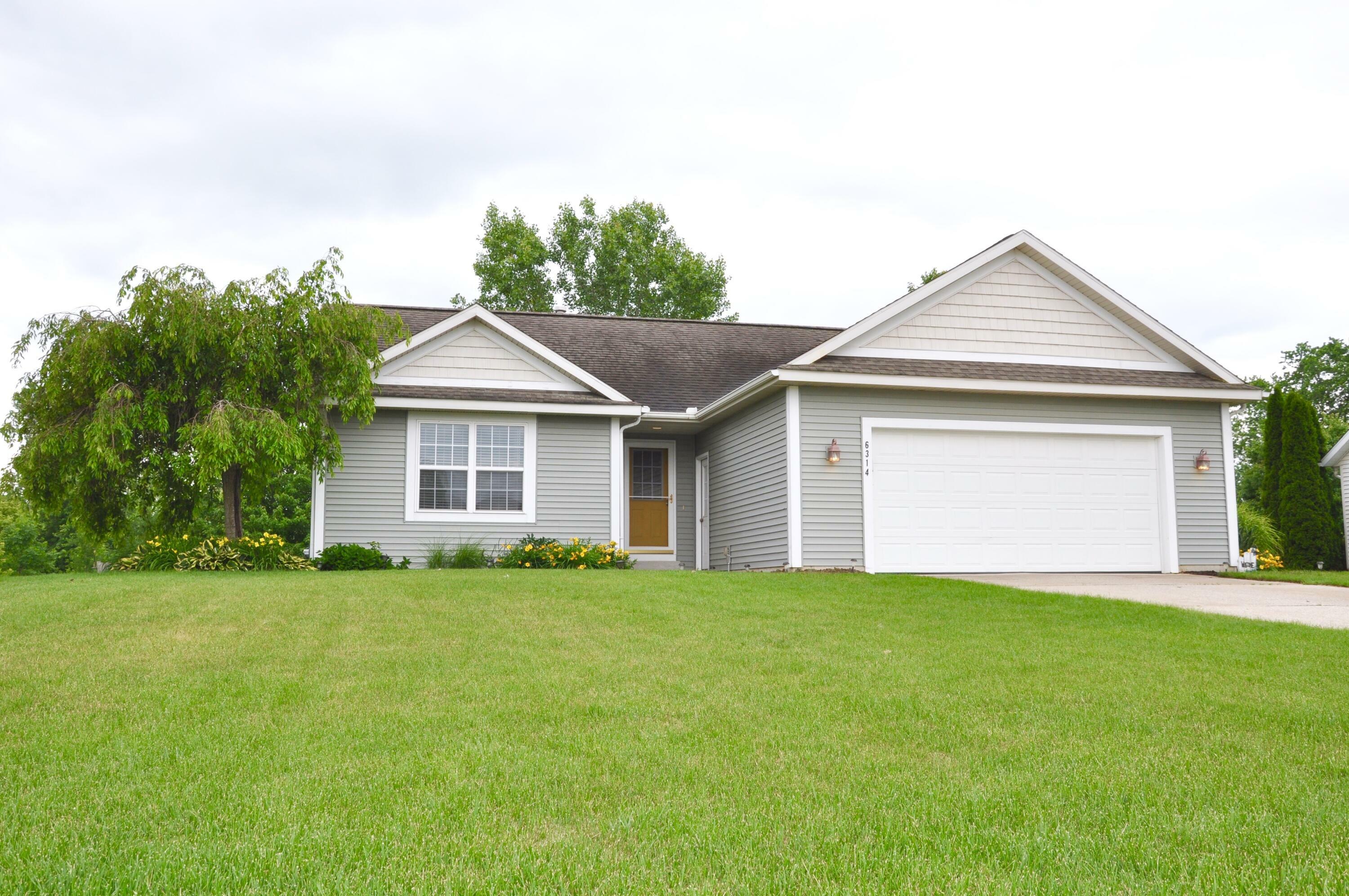 Property Photo: 6314 Village Lane MI 49464