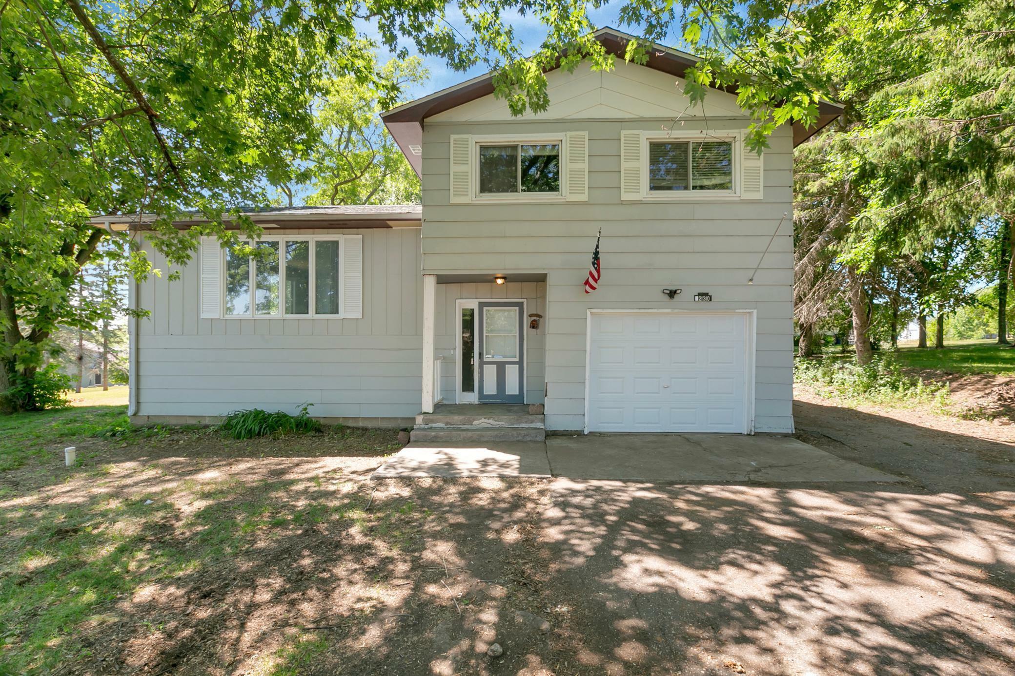 Property Photo:  230 Hill Street W  MN 56374 