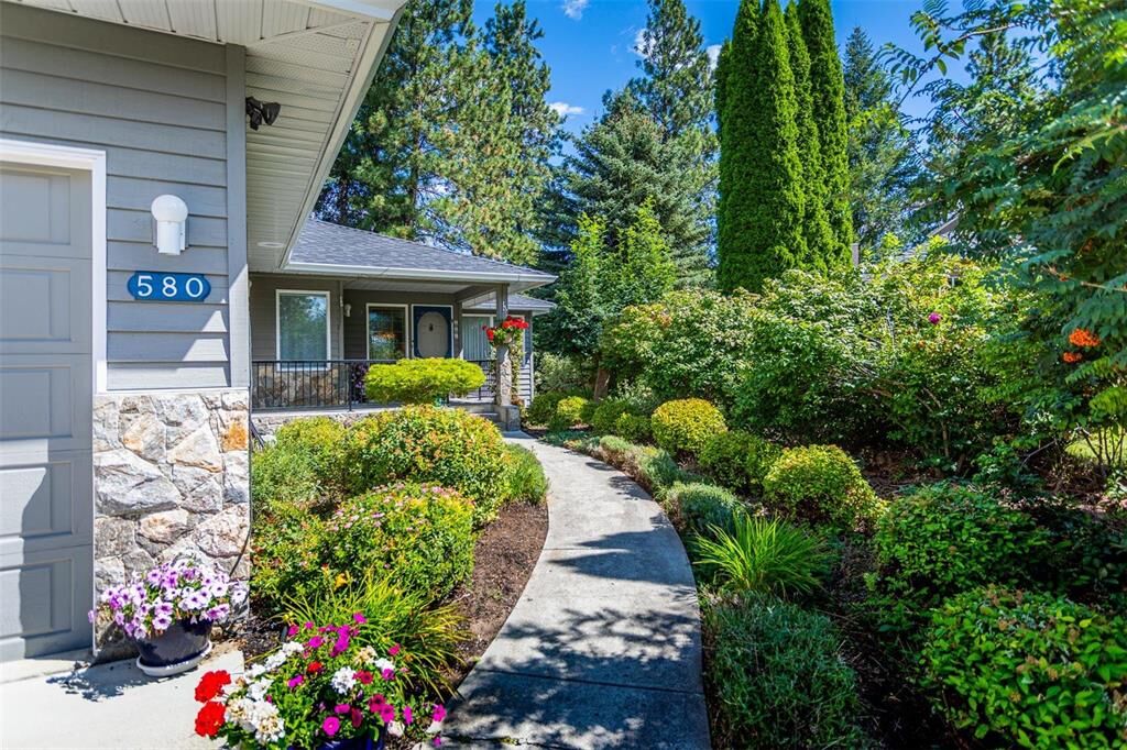 Property Photo:  580 Carriage Court  BC V1W 3B3