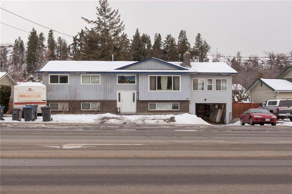 Property Photo:  2765 Springfield Rd Road  BC V1X4M7 