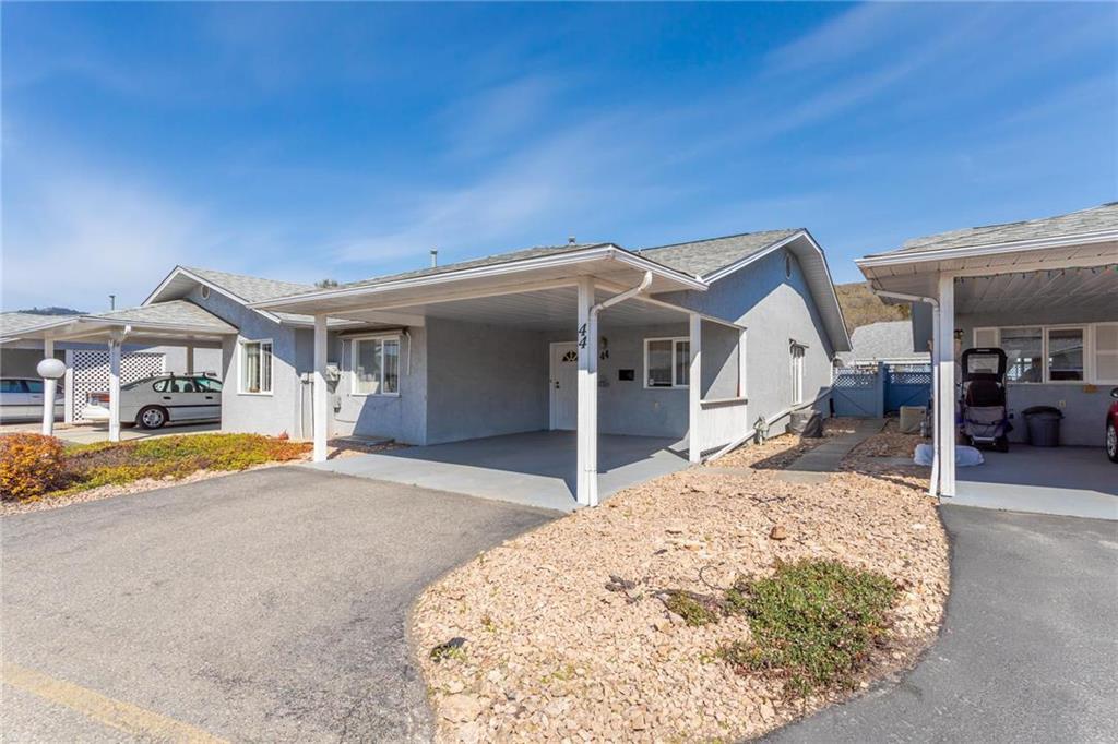 Property Photo: 3900 27 Avenue 44 BC V1T 9E6