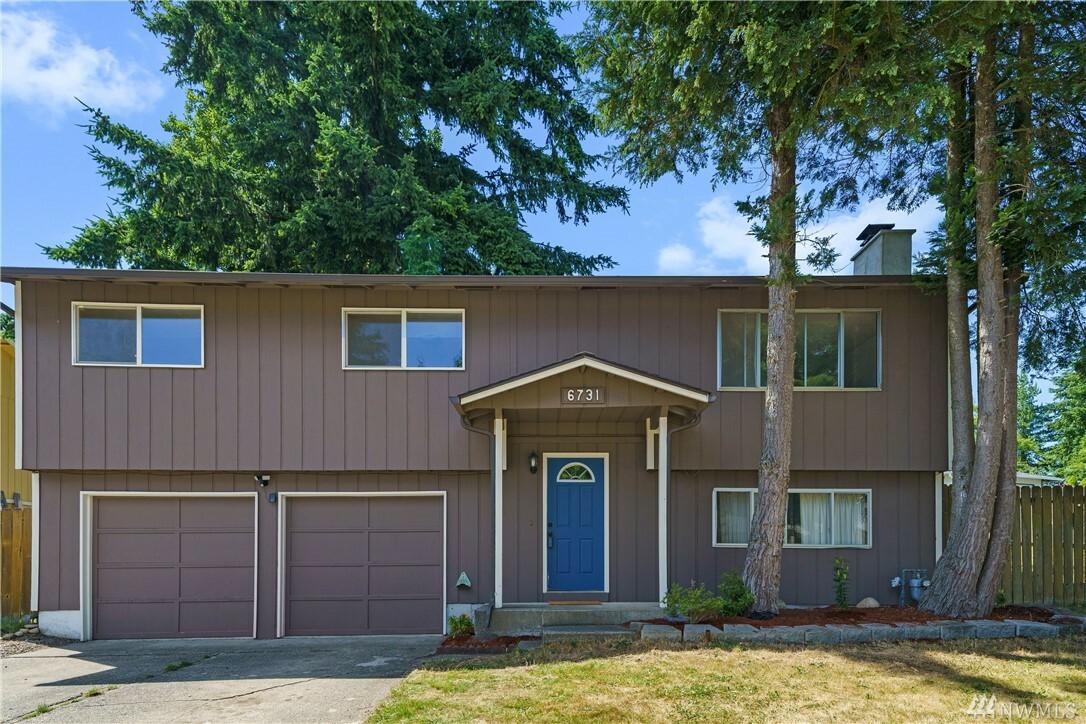 Property Photo: 6731 Helena Dr NE WA 98311