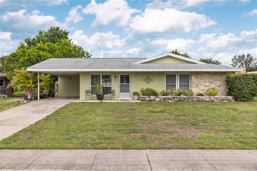 Property Photo:  6501 Malaluka Road  FL 34287 