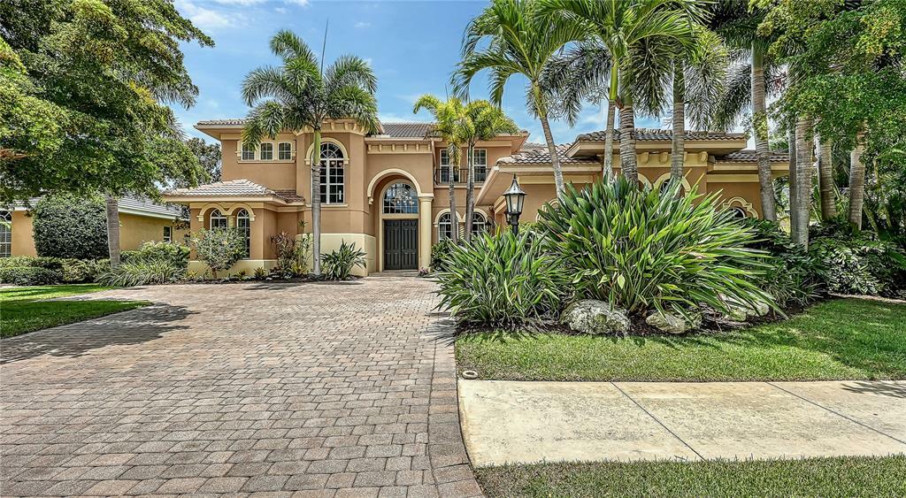 Property Photo:  7634 Trillium Boulevard  FL 34241 