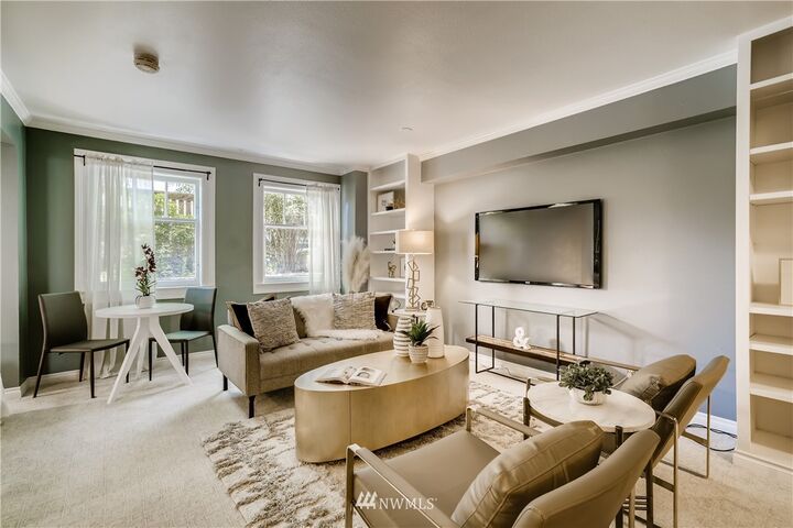 Property Photo:  1017 Minor Avenue 205  WA 98104 