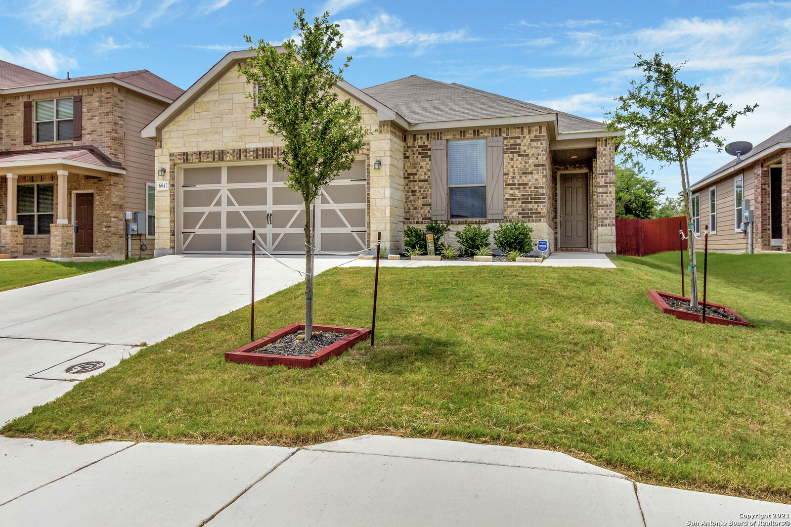 Property Photo: 6842 Slaton Fields TX 78109