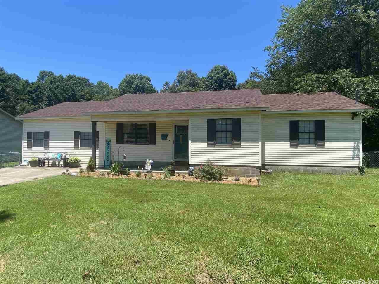 Property Photo:  1501 Shady Grove Road  AR 72450 