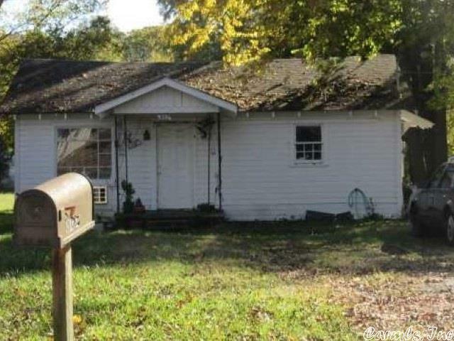 Property Photo:  802 West 35th Street  AR 72118 