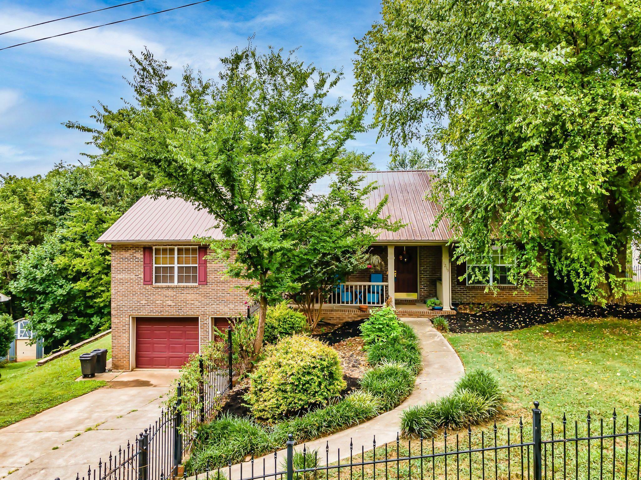Property Photo: 1219 Clendenen Rd TN 37801