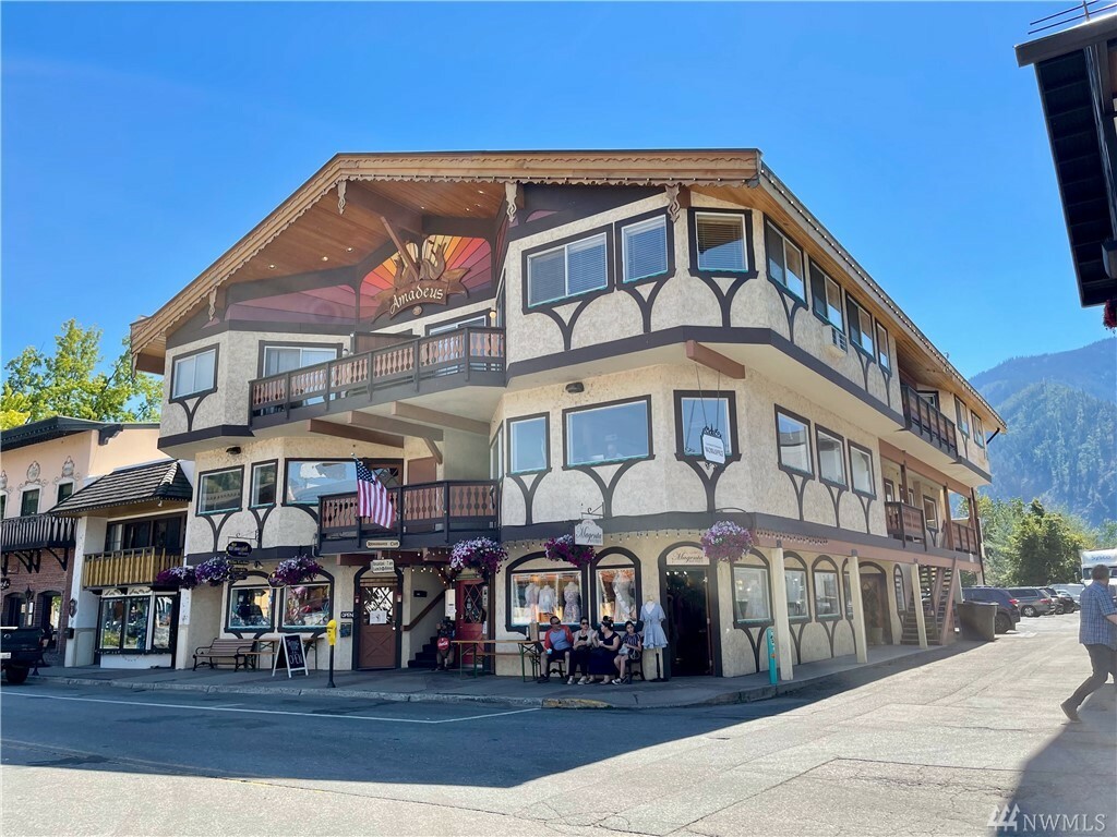 Property Photo:  217 8th St 34  WA 98826 