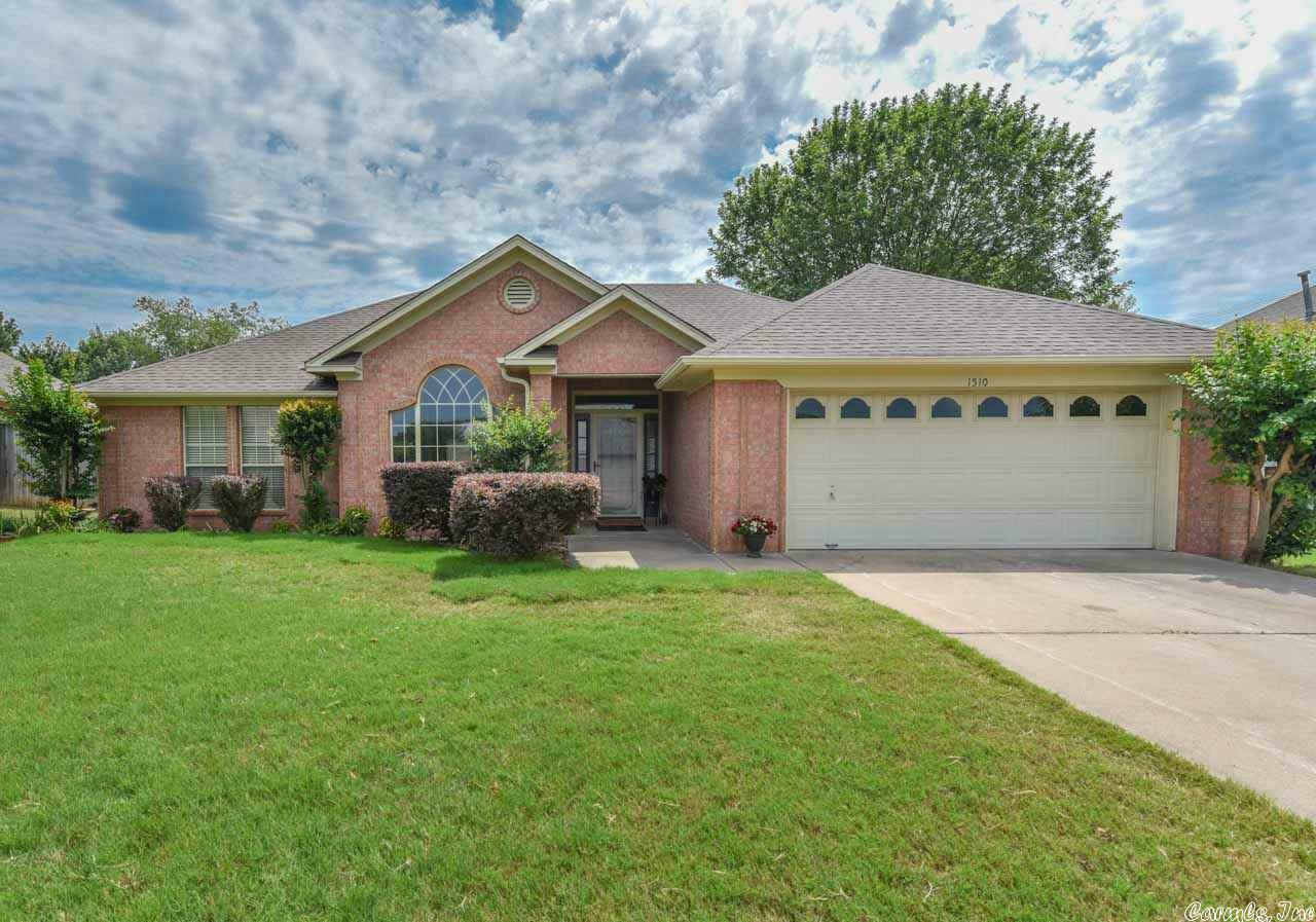 Property Photo:  1510 Amelia Drive  AR 72034 